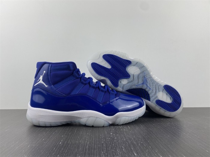Air Jordan 11