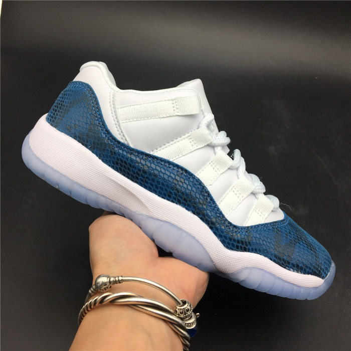 Air Jordan 11 Low