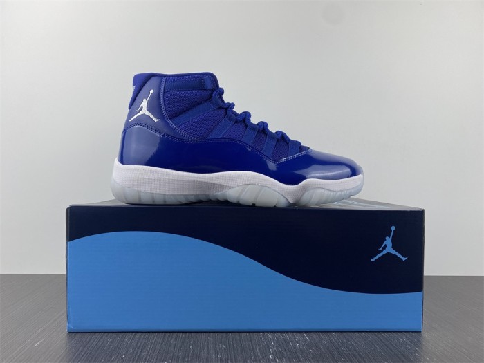 Air Jordan 11