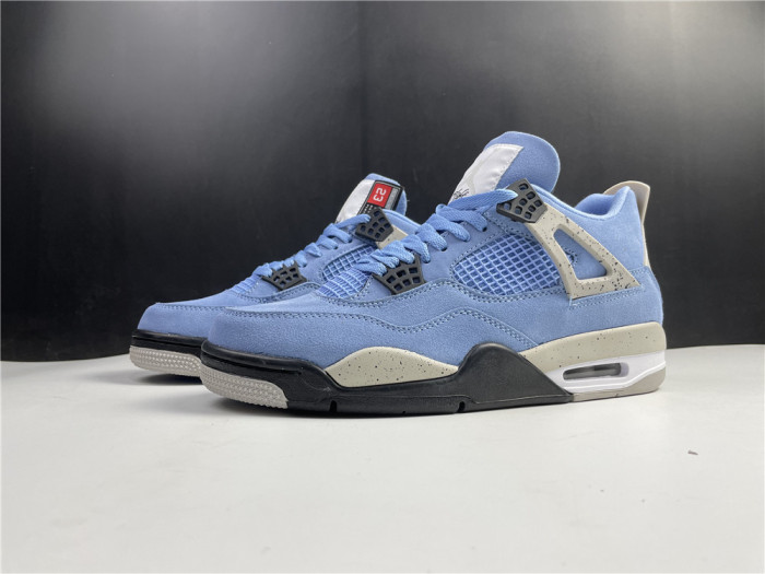 Air Jordan 4 SE “University Blue” CT8527-400