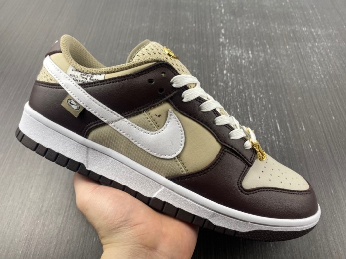 Nike SB Dunk Low DX6060-111
