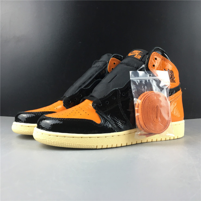 Air Jordan 1 Retro High OG “Shattered Backboard”3.0 555088-028