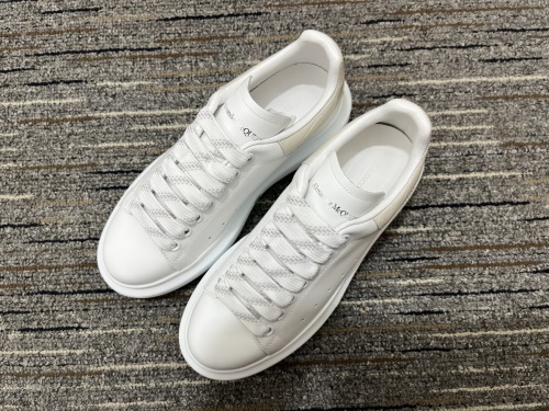 Men Women A*lexander M*cqueen Top Sneaker  S2302248304
