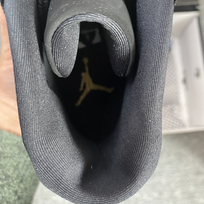 Air Jordan 11 Retro 378037 005