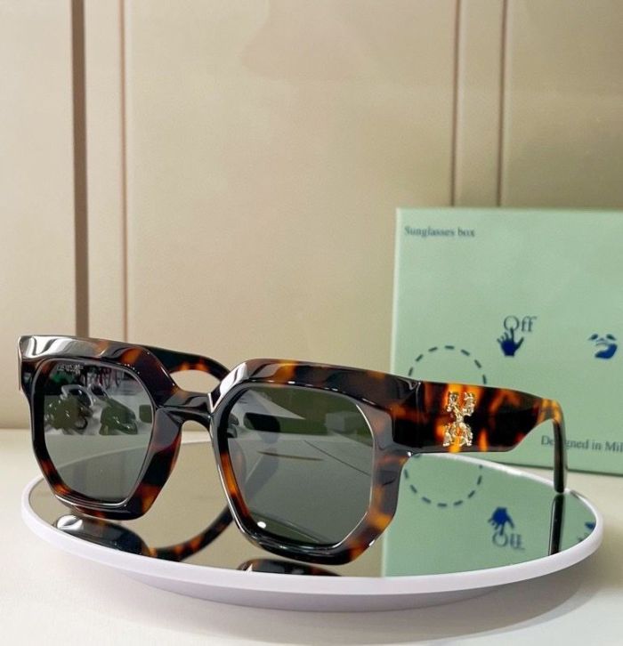 Top Quality O*ff W*hite Glasses