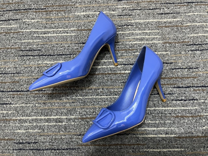 Women V*alentino Top Quality Sandals