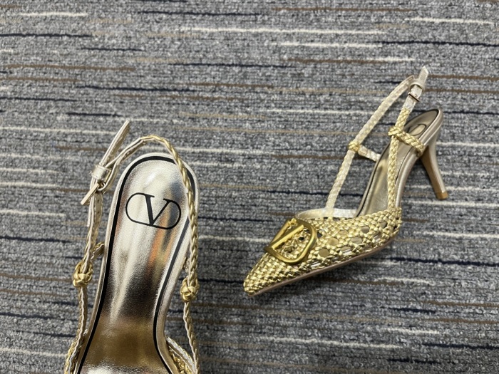 Women V*alentino Top Quality Sandals