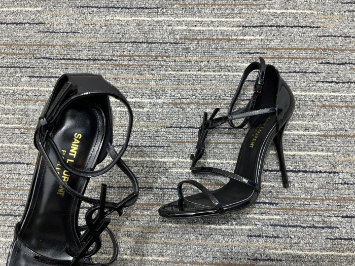 Women Y*SL Top Pumps