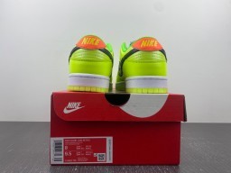N*ike D*unk Low “Glow in the Dark” FJ4610-702