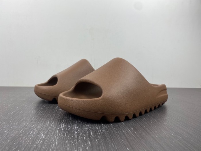 Yeezy Slide HQ6447