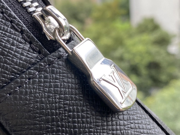 L*ouis V*uitton Bag Top Quality 13*21*5CM