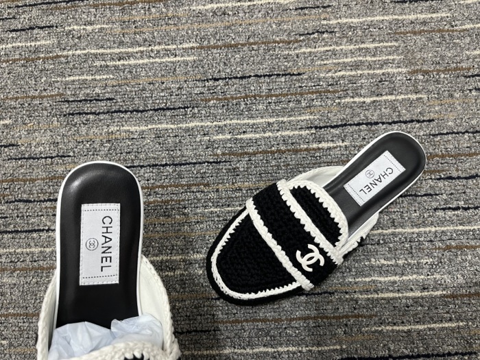 C*ristian L*uboutin Top Sandals