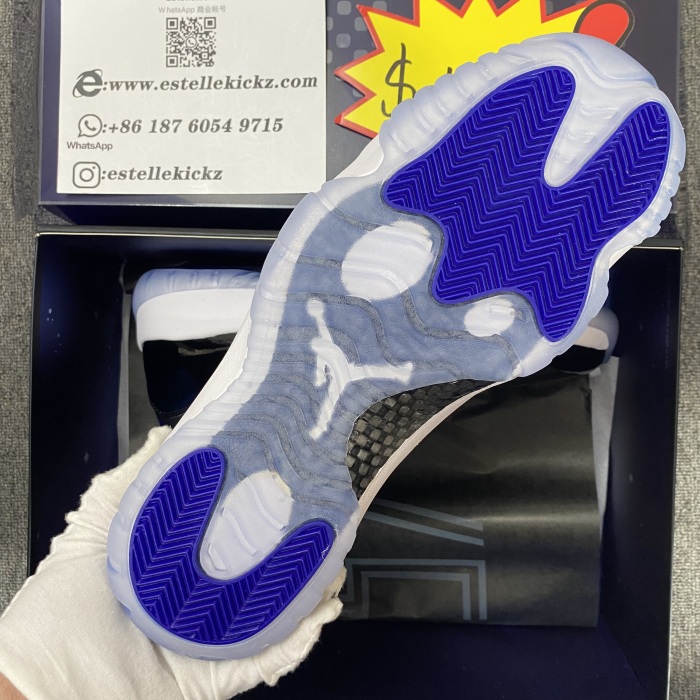 Air Jordan 11 “Space Jam”  378037 003