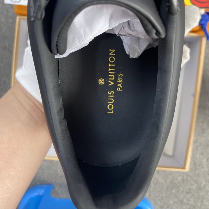 Men L*ouis V*uitton Top Sneakers