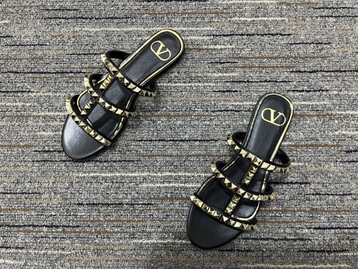Women V*alentino Top Quality Sandals
