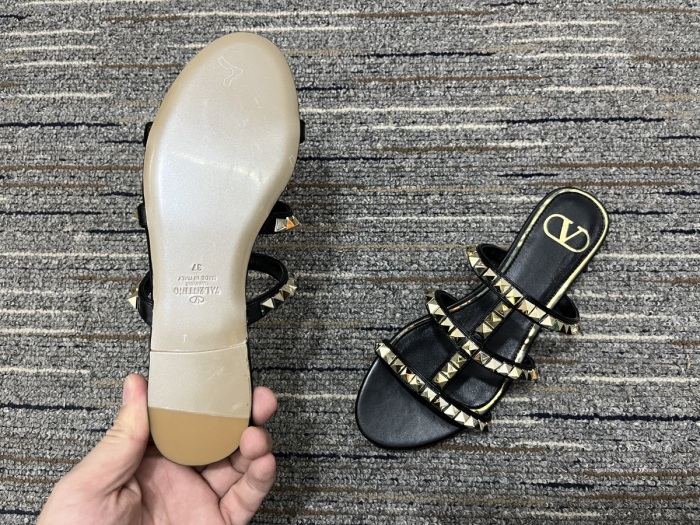 Women V*alentino Top Quality Sandals