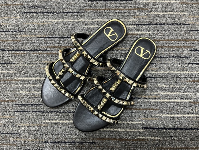 Women V*alentino Top Quality Sandals