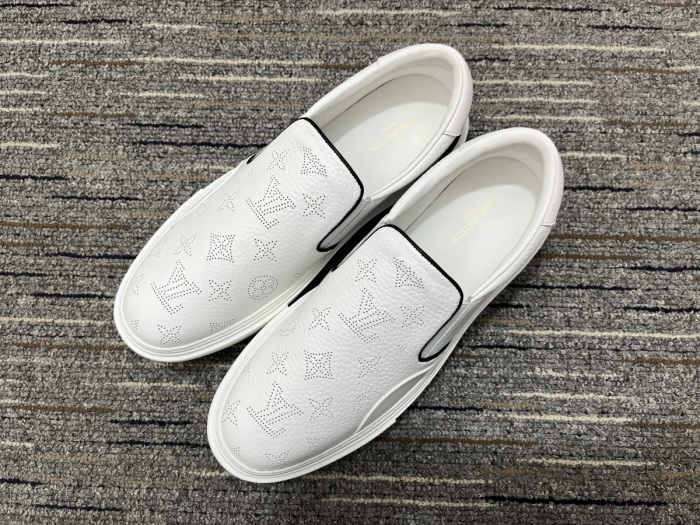 Men L*ouis V*uitton Top Sneakers