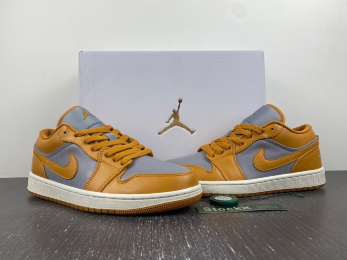 Air Jordan 1 Low DC0774-0202