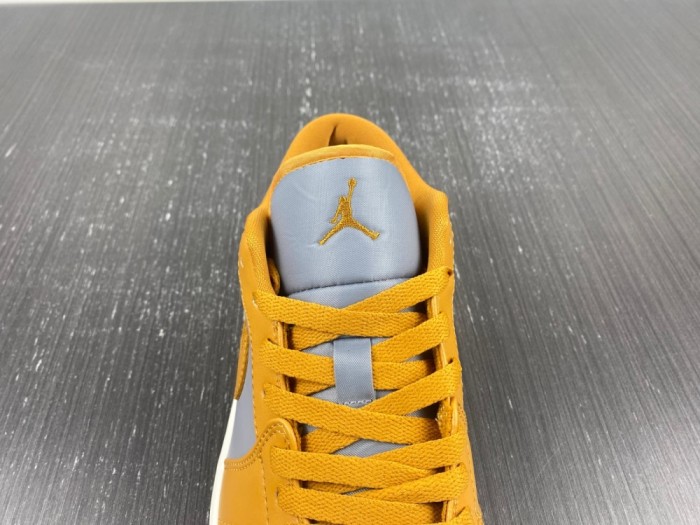 Air Jordan 1 Low DC0774-0202