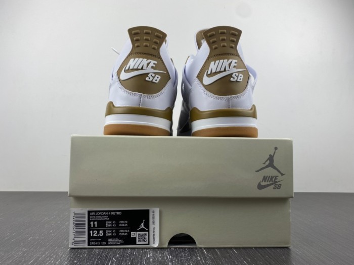 N*ike SB x A*ir J*ordan 4 DR5415-120
