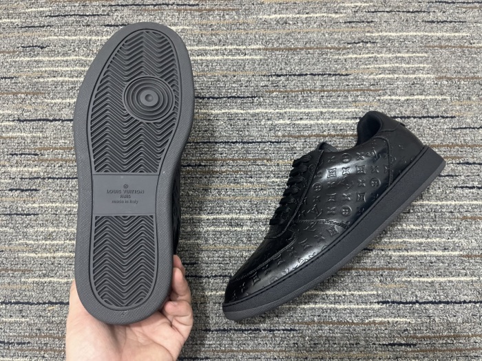 Men L*ouis V*uitton Top Sneakers