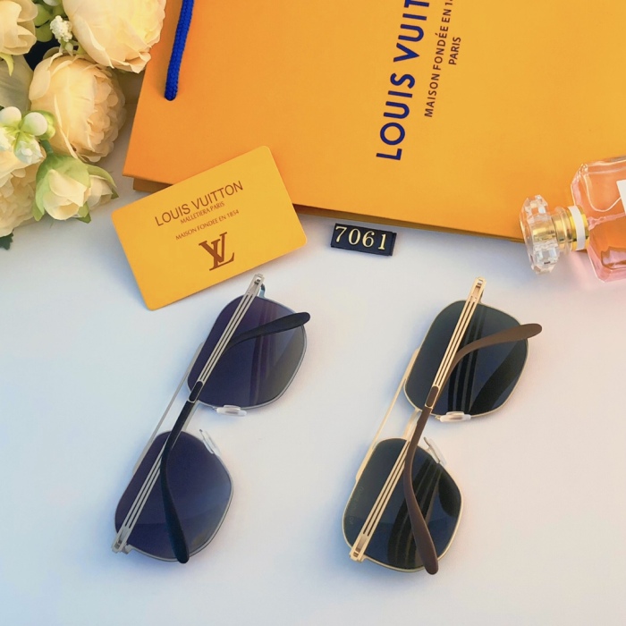 L*ouis V*uitton Glasses Top