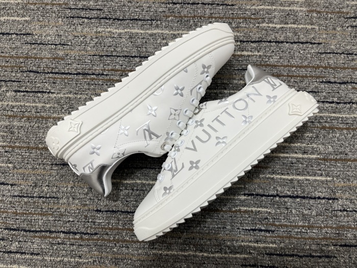 Men L*ouis V*uitton Top Sneakers