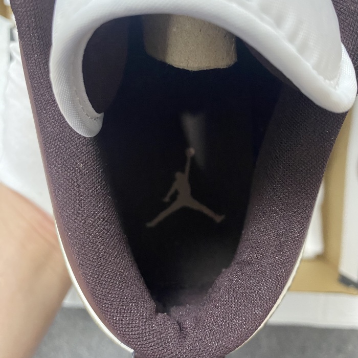 Air Jordan 1 Low DC0774-200