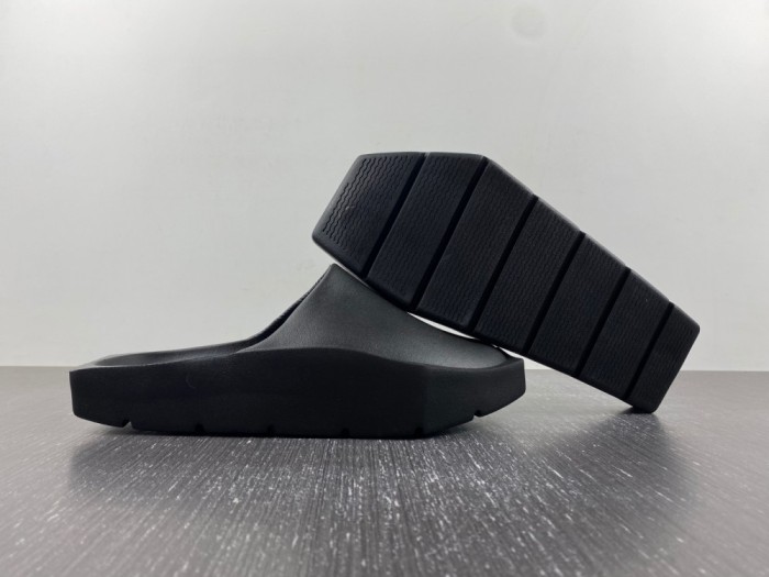 Jordan Brand Debuts the Hex Mule SP