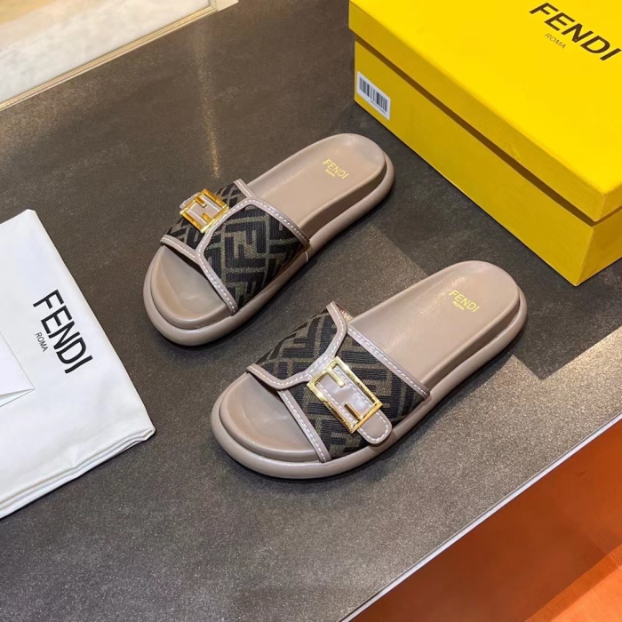 Women F*endi Top Sandals