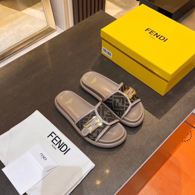 Women F*endi Top Sandals
