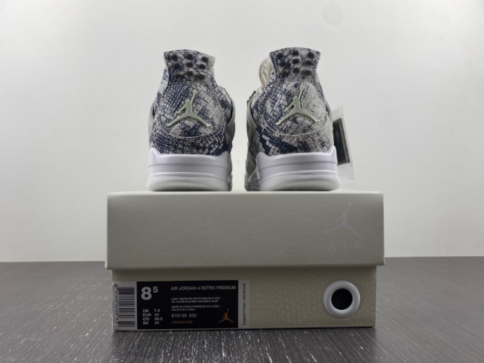 Air Jordan 4 RETRO 819139 030