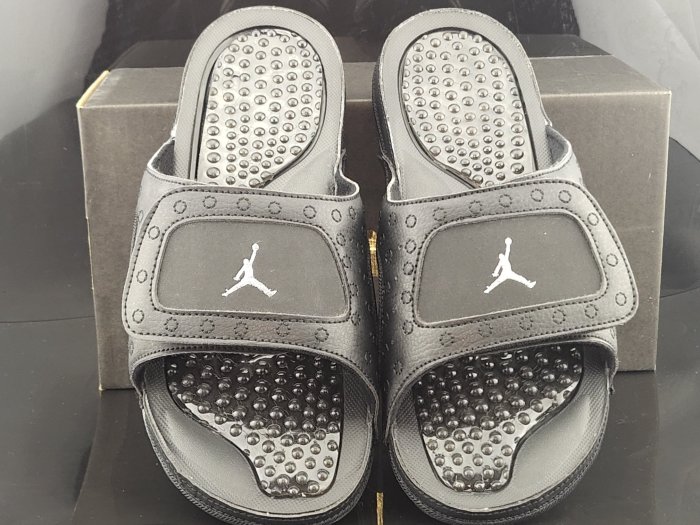 Air Jordan Slippers