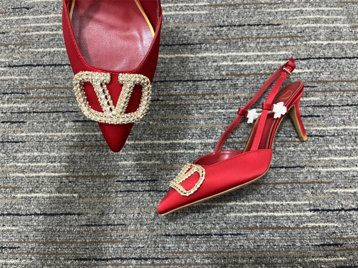 Women V*alentino Top Quality Sandals