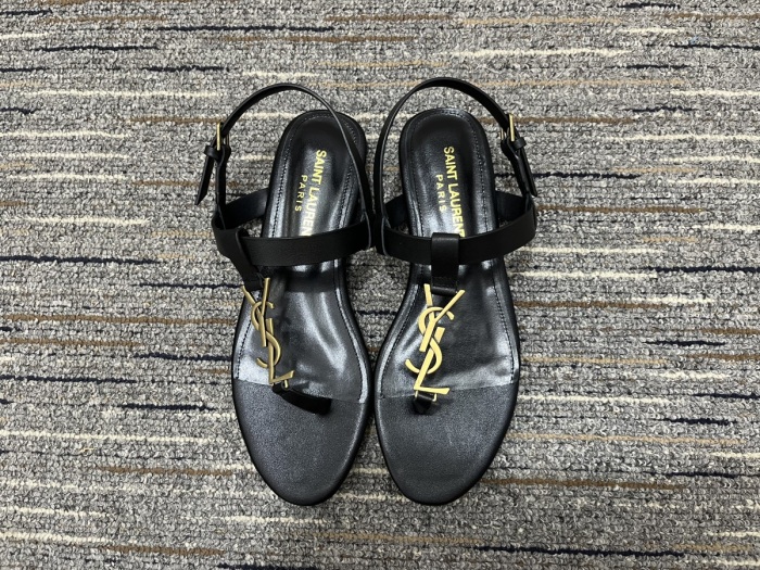 Women Y*SL Top Pumps