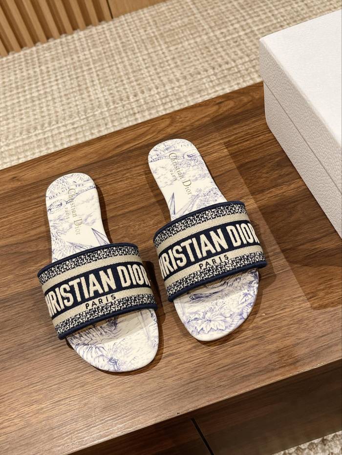 Women D*or Sandals
