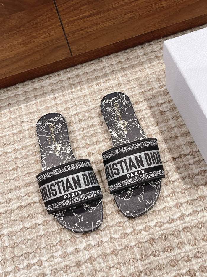 Women D*or Sandals