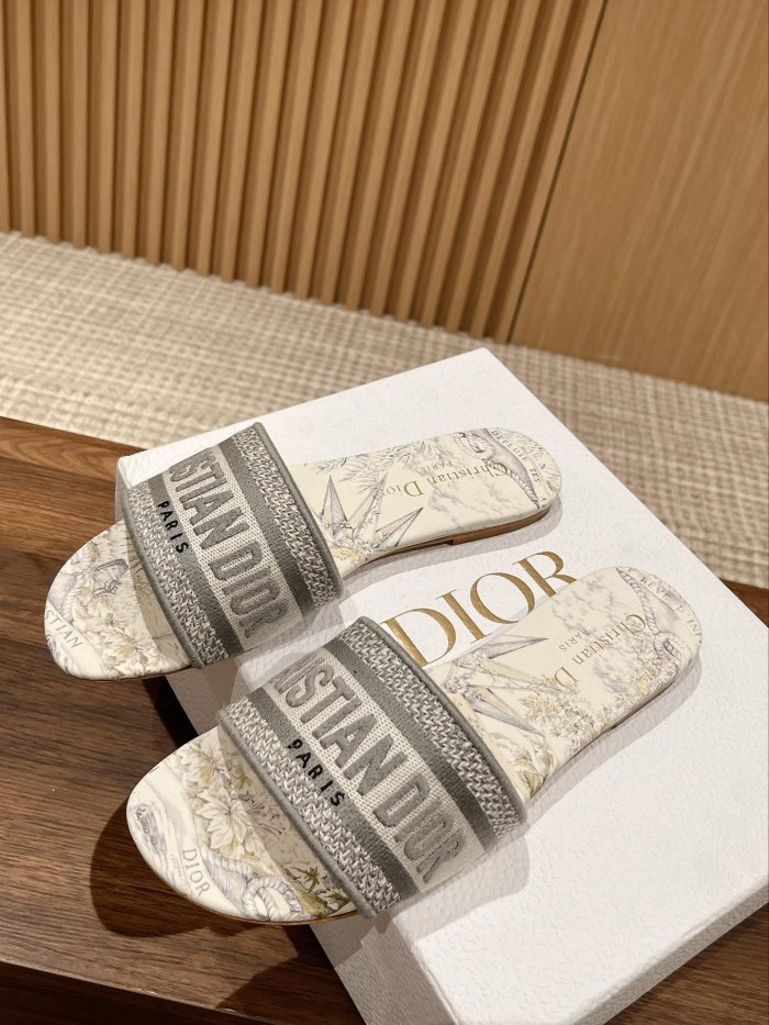 Women D*or Sandals