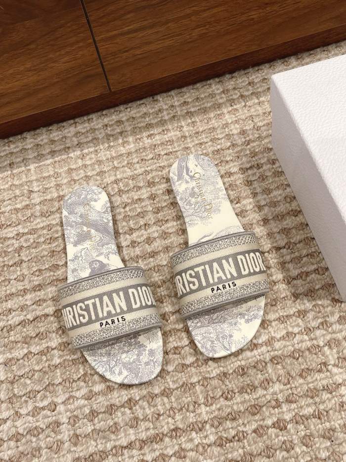 Women D*or Sandals