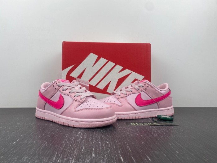 Kids N*ike Dunk Low ‘Triple Pink’ DH9756-600