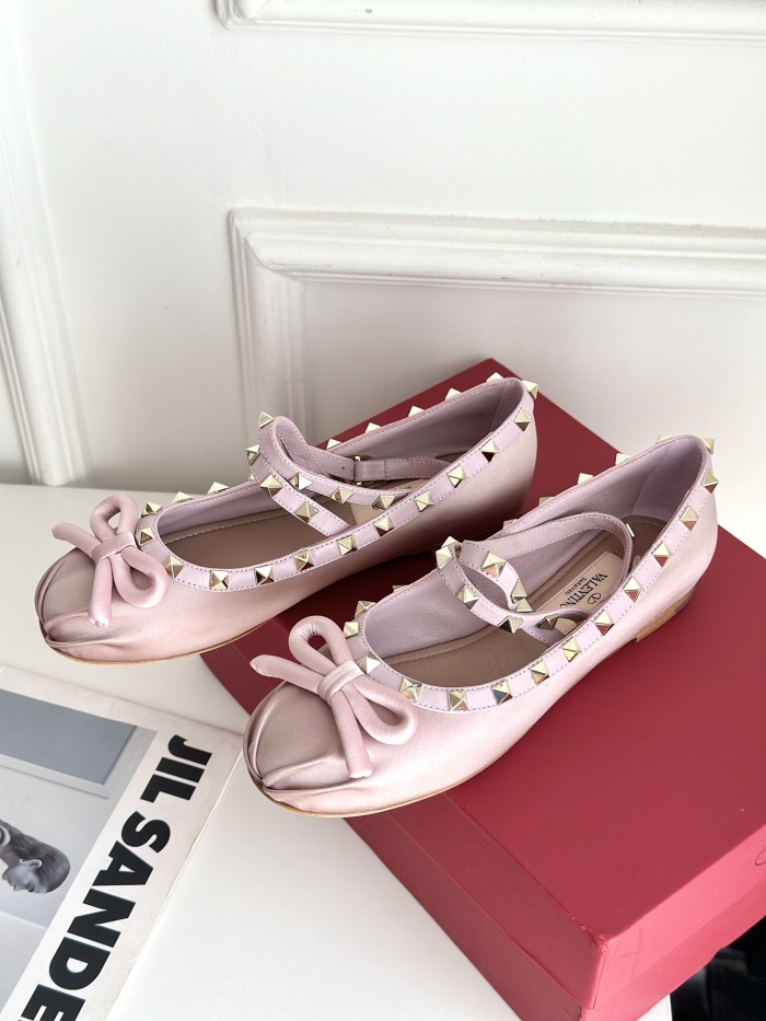 Women V*alentino Top Quality Sandals