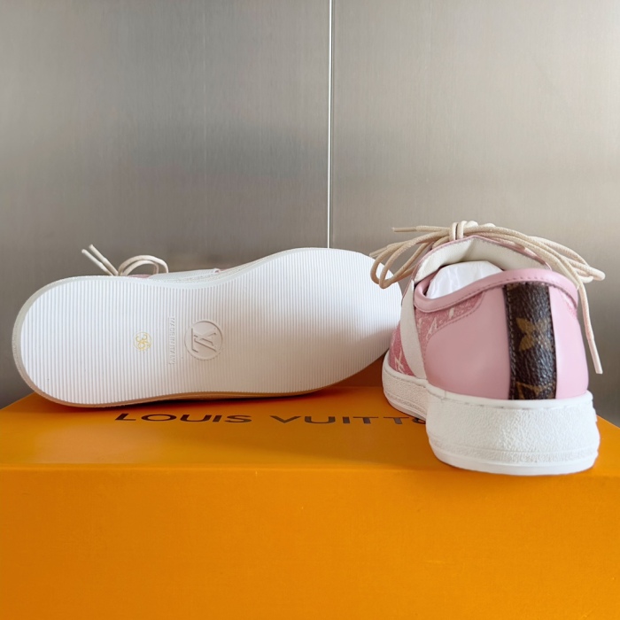 Women L*ouis V*uitton Top Sneakers
