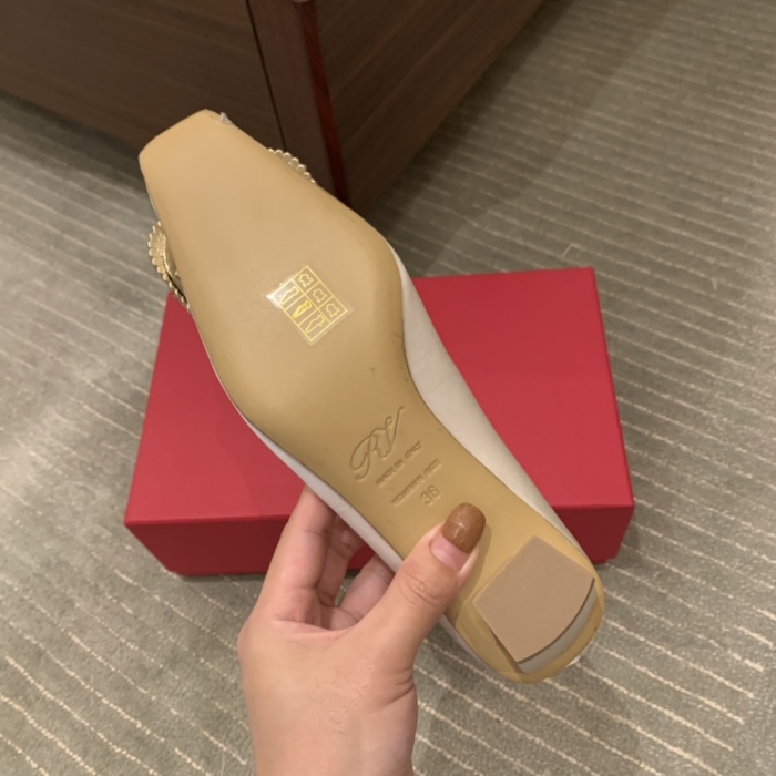 Women  R*oger V*ivier Top Sandals