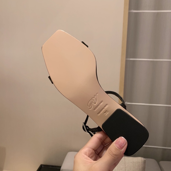 Women  R*oger V*ivier Top Sandals
