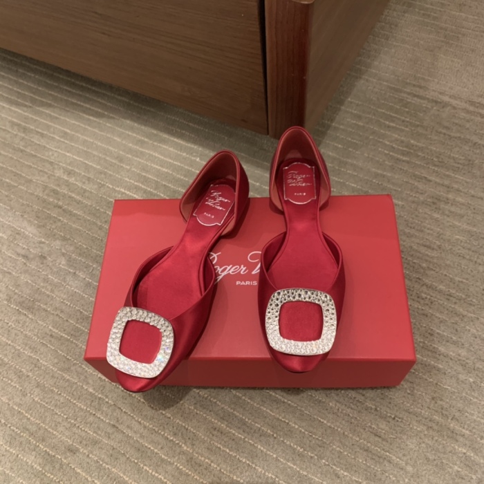Women  R*oger V*ivier Top Sandals