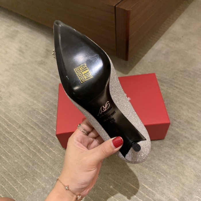 Women  R*oger V*ivier Top Sandals