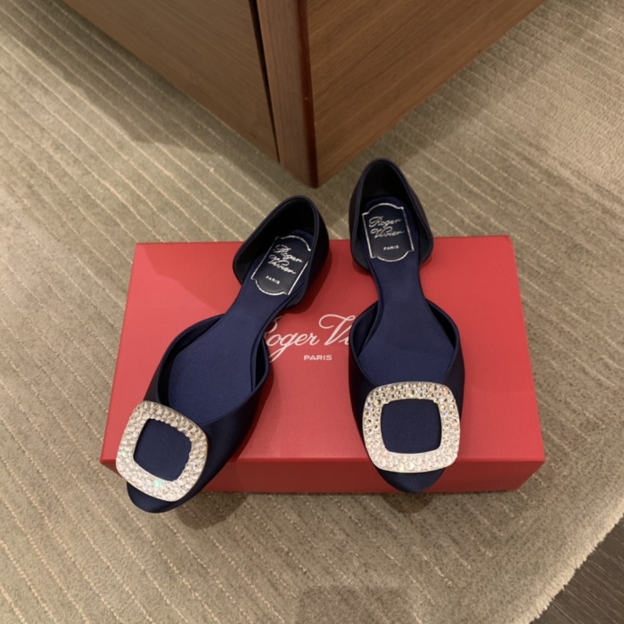 Women  R*oger V*ivier Top Sandals