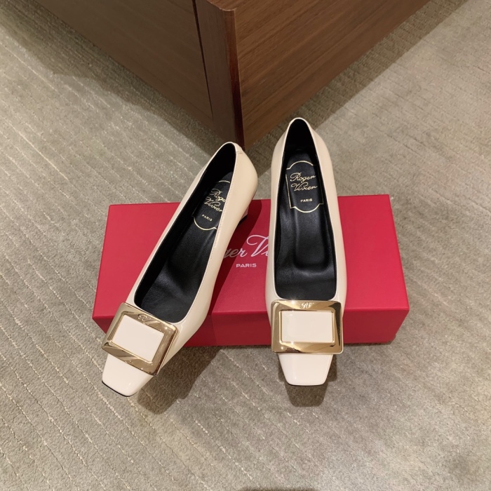 Women  R*oger V*ivier Top Sandals