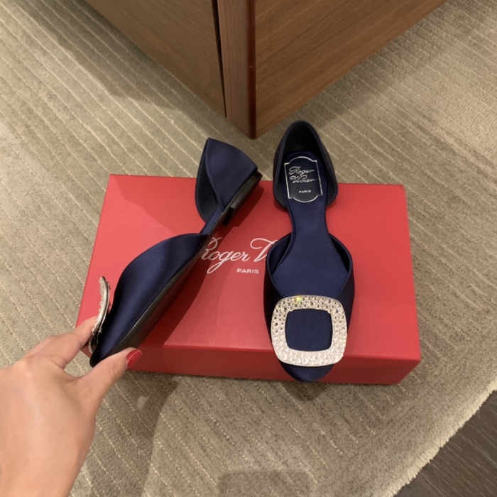 Women  R*oger V*ivier Top Sandals